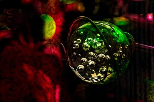 The Bends - Abstract Glass and Wire Ornament