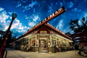 Bonnie Brae Ice Cream - Denver